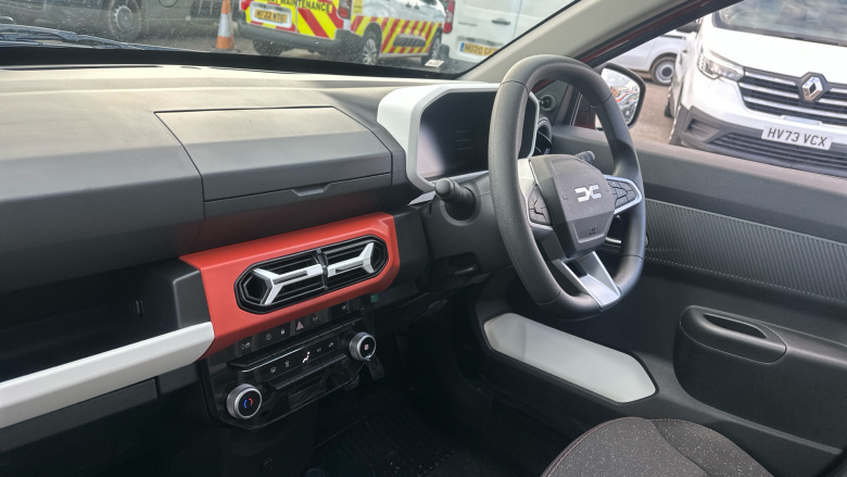 Dacia Spring 27kWh Expression 65 48kW 5dr Auto Electric Hatchback